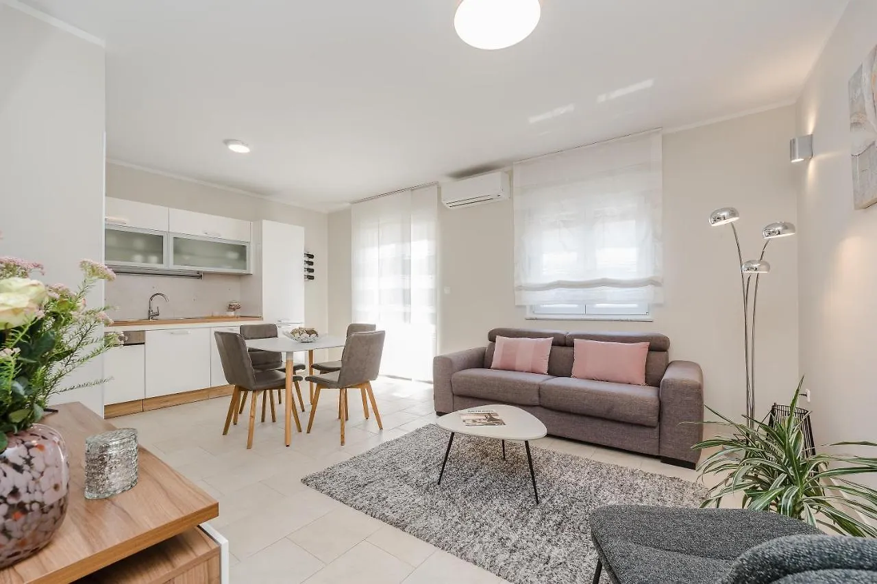Apartments Villa Karla Zadar