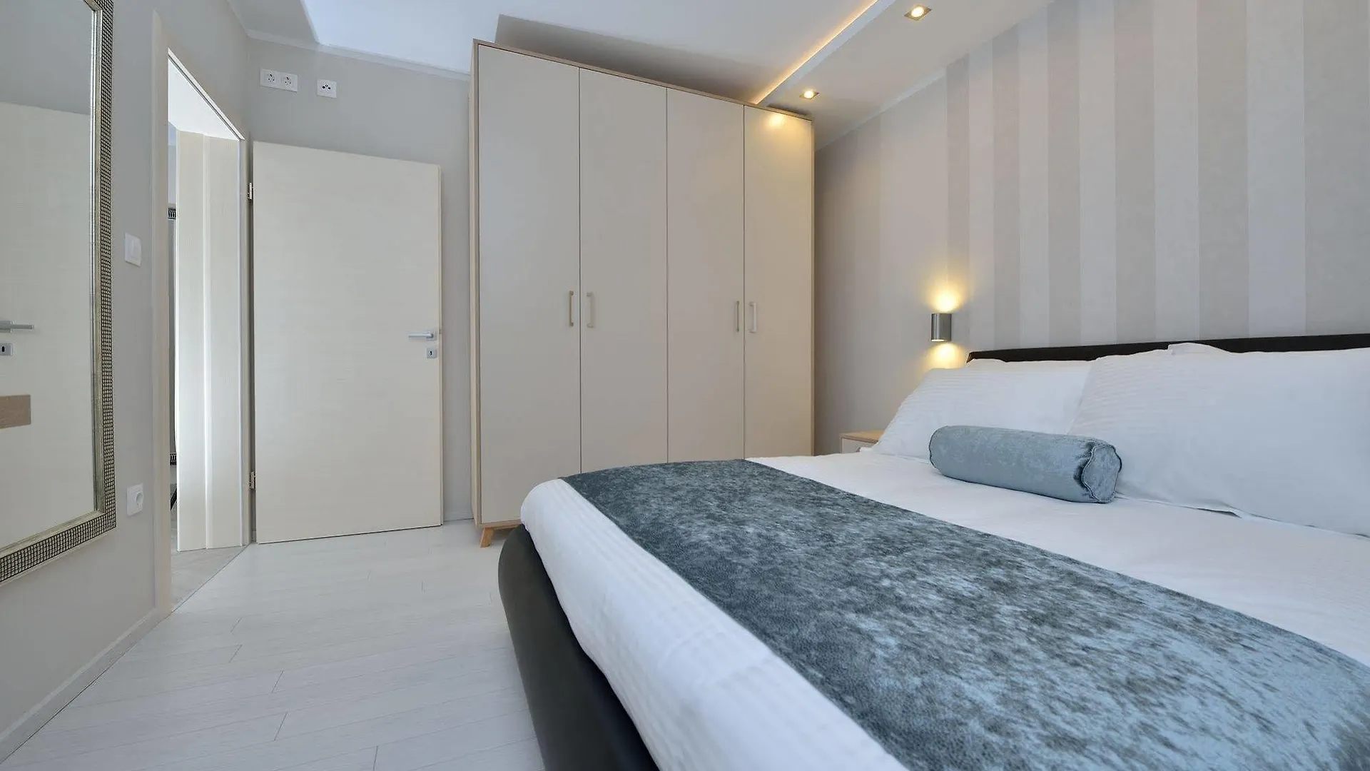 Apartments Villa Karla Zadar Kroatien